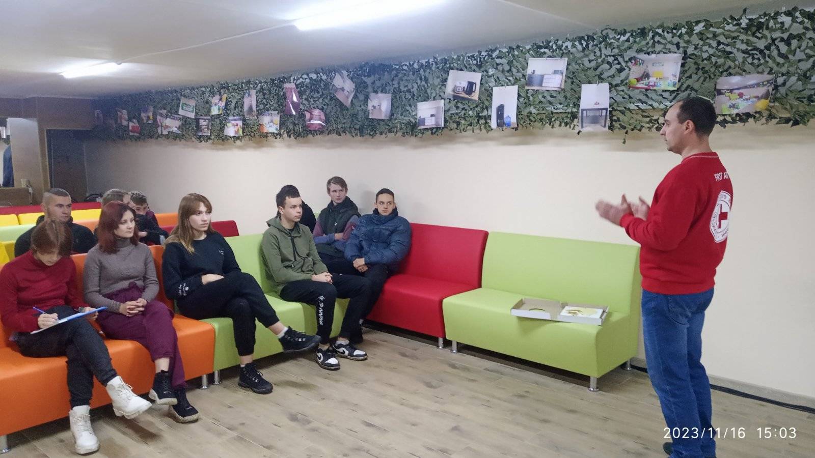 Майстер-клас "Відновне положення та серцево-легенева реанімація"